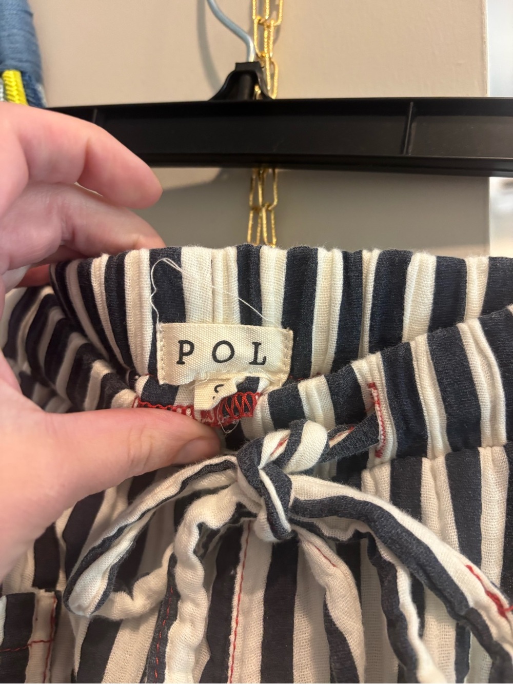 The CUTEST POL joggers - Picture 3 of 4